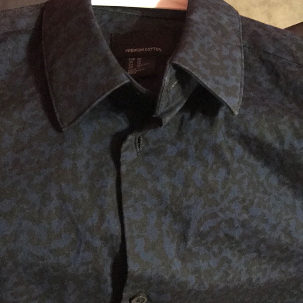 Men's Button Up Shirt - Picture 4 of 6
